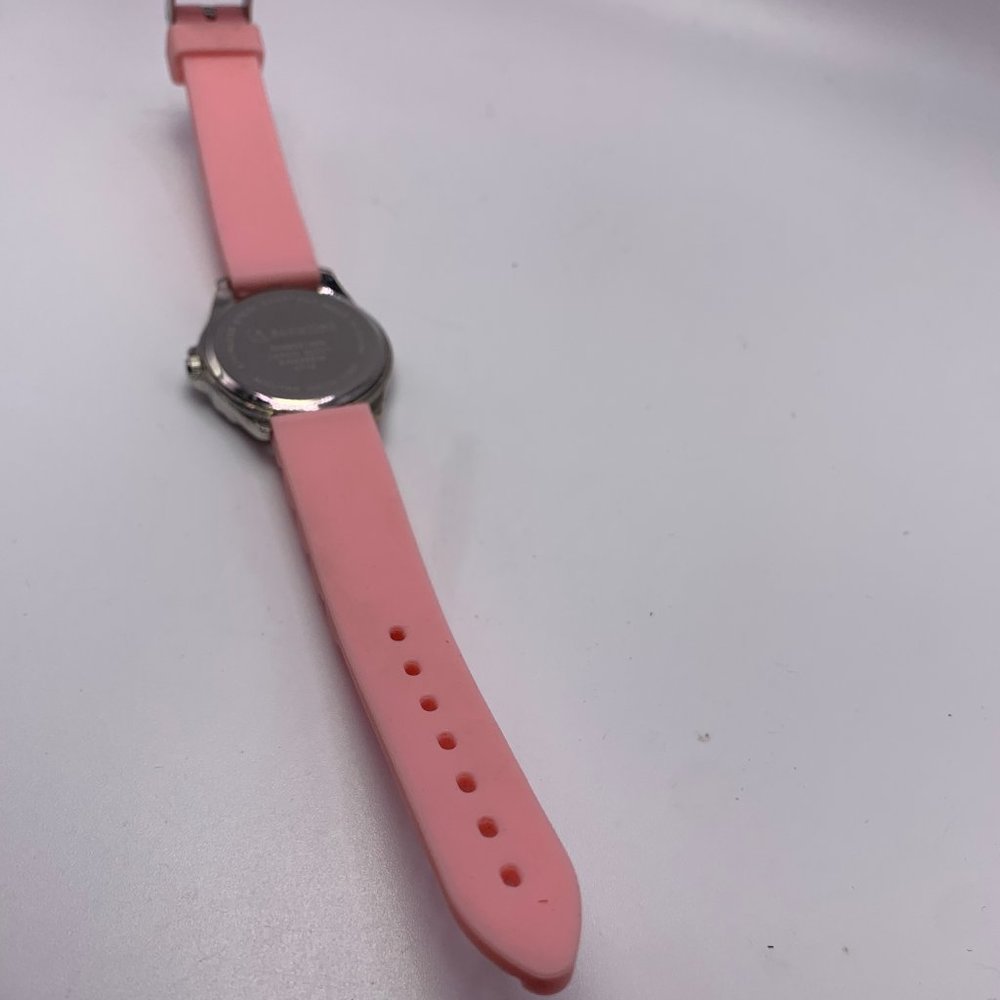 🐱 4 for $10. ACCUTIME WATCH CORP LLAMA WATCH WITH PINK BAND - Picture 5 of 7